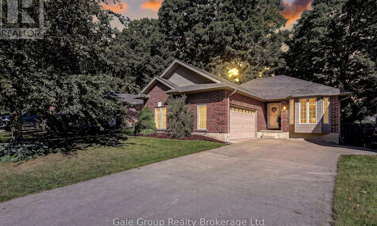79 Potters Way
