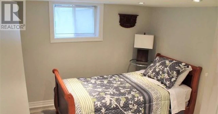 57 Valhalla Boulevard, Toronto, ON, M1N 3B4 - 9