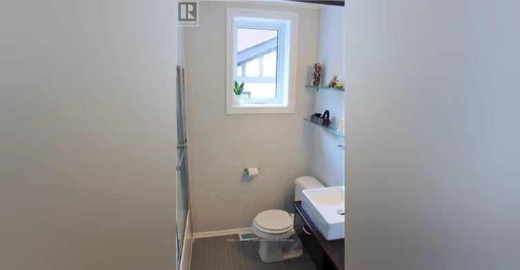57 Valhalla Boulevard, Toronto, ON, M1N 3B4 - 8