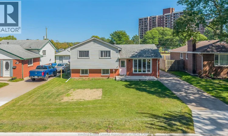 368 Carling Crescent