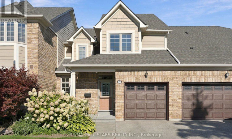 39 Louisbourg Way