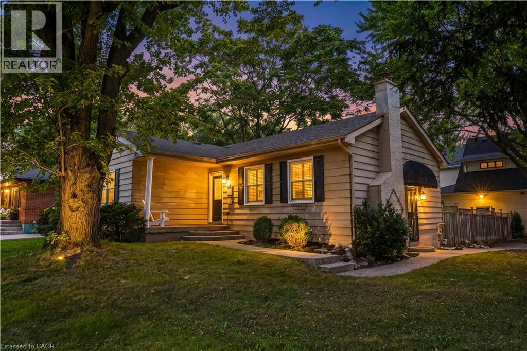 433 Belvenia Road, Burlington, ON, L7L 1T2
