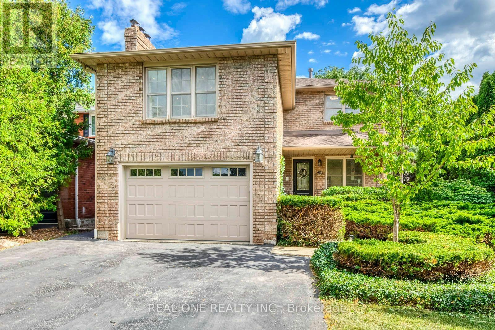 1384 Bramblewood Green, Oakville, ON, L6M 2R5