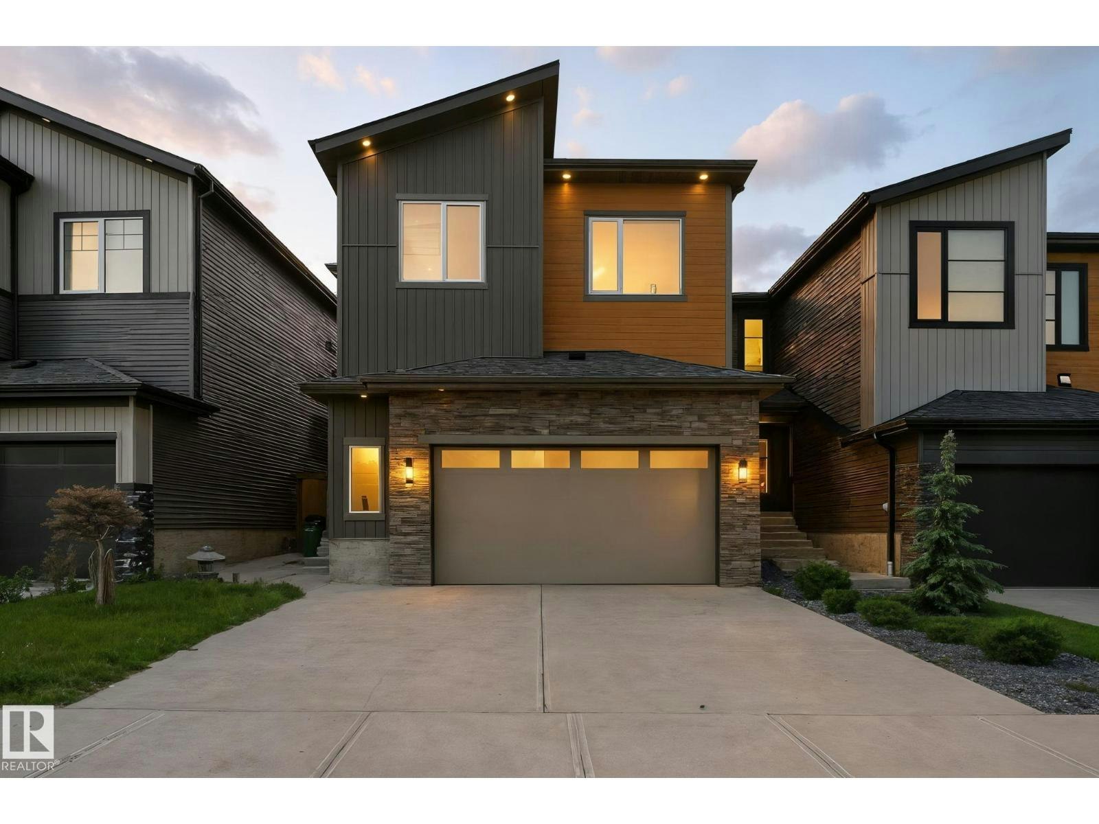 1048 Goldfinch Wy NW, Edmonton, AB, T5S 0R2