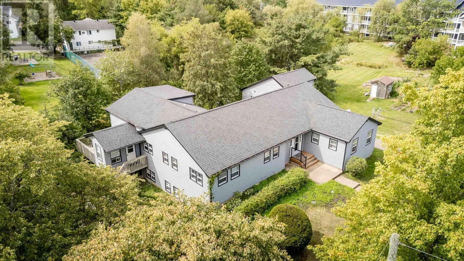 18 Woodman Road, Wolfville, NS, B4P 2M5