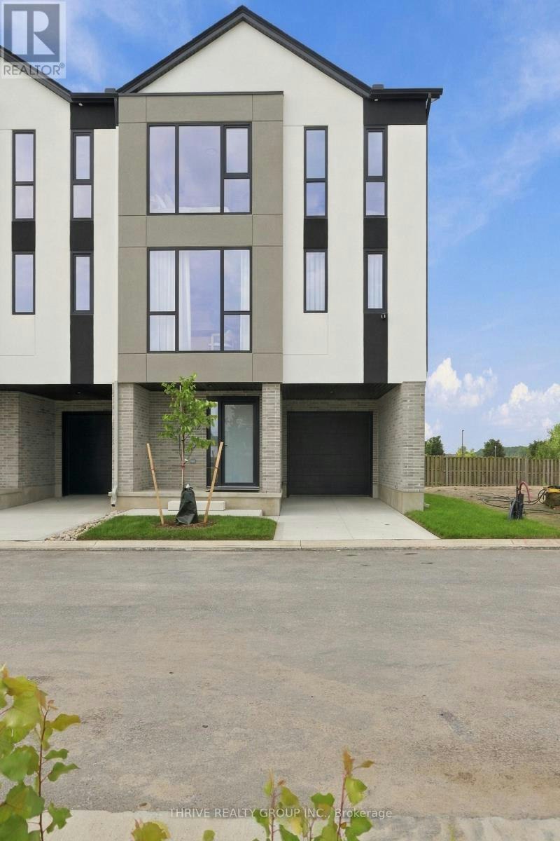2927 Petty Road, London, ON, N6E 1L7