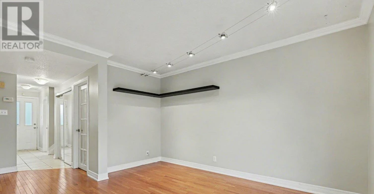 187 Monterey Drive, Ottawa, ON, K2H 7A9 - 8
