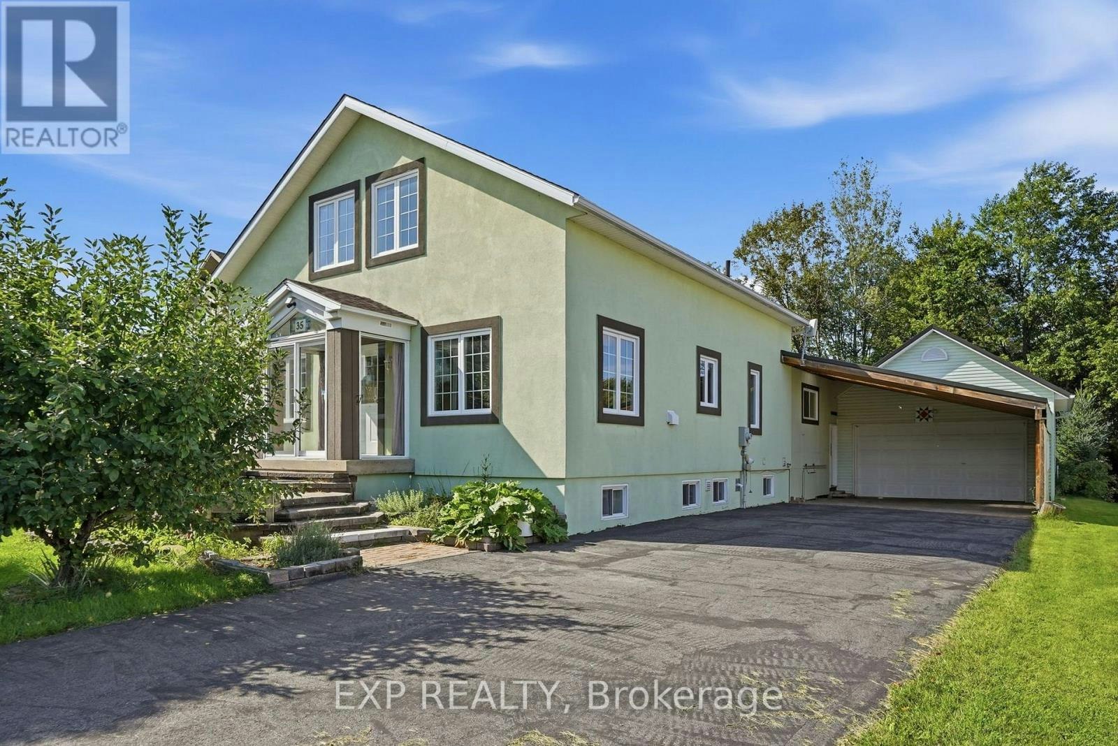 35 Brisson Street, Limoges, ON, K0A 2M0
