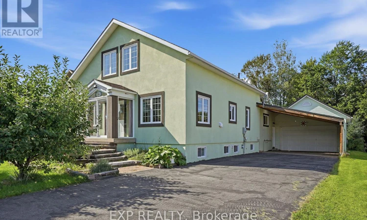 35 Brisson Street