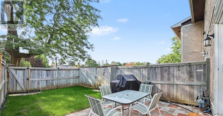 108 Barrow Crescent, Ottawa, ON, K2L 2J1 - 21