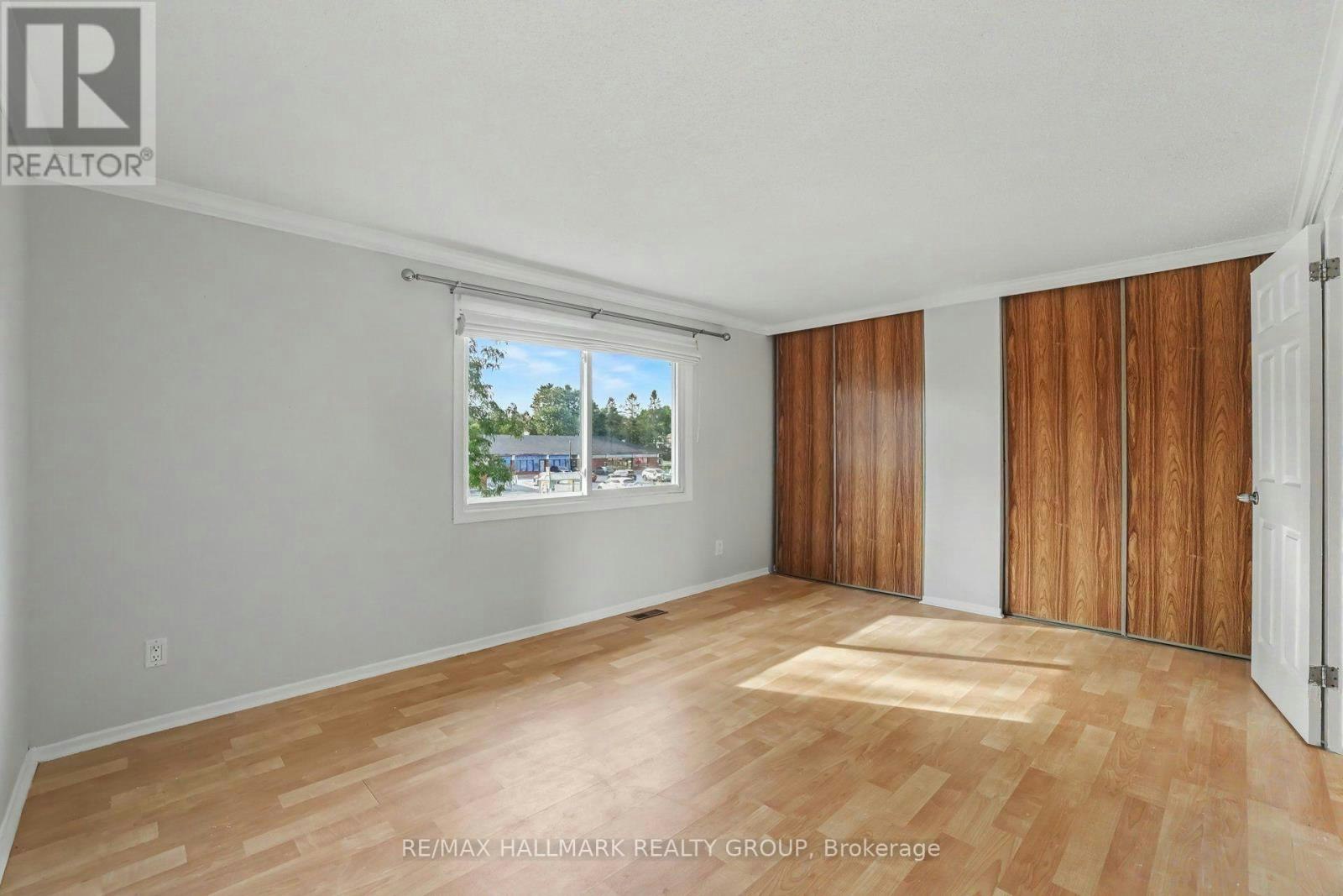 108 Barrow Crescent, Ottawa, ON, K2L 2J1 - 15