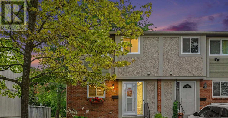 108 Barrow Crescent, Ottawa, ON, K2L 2J1