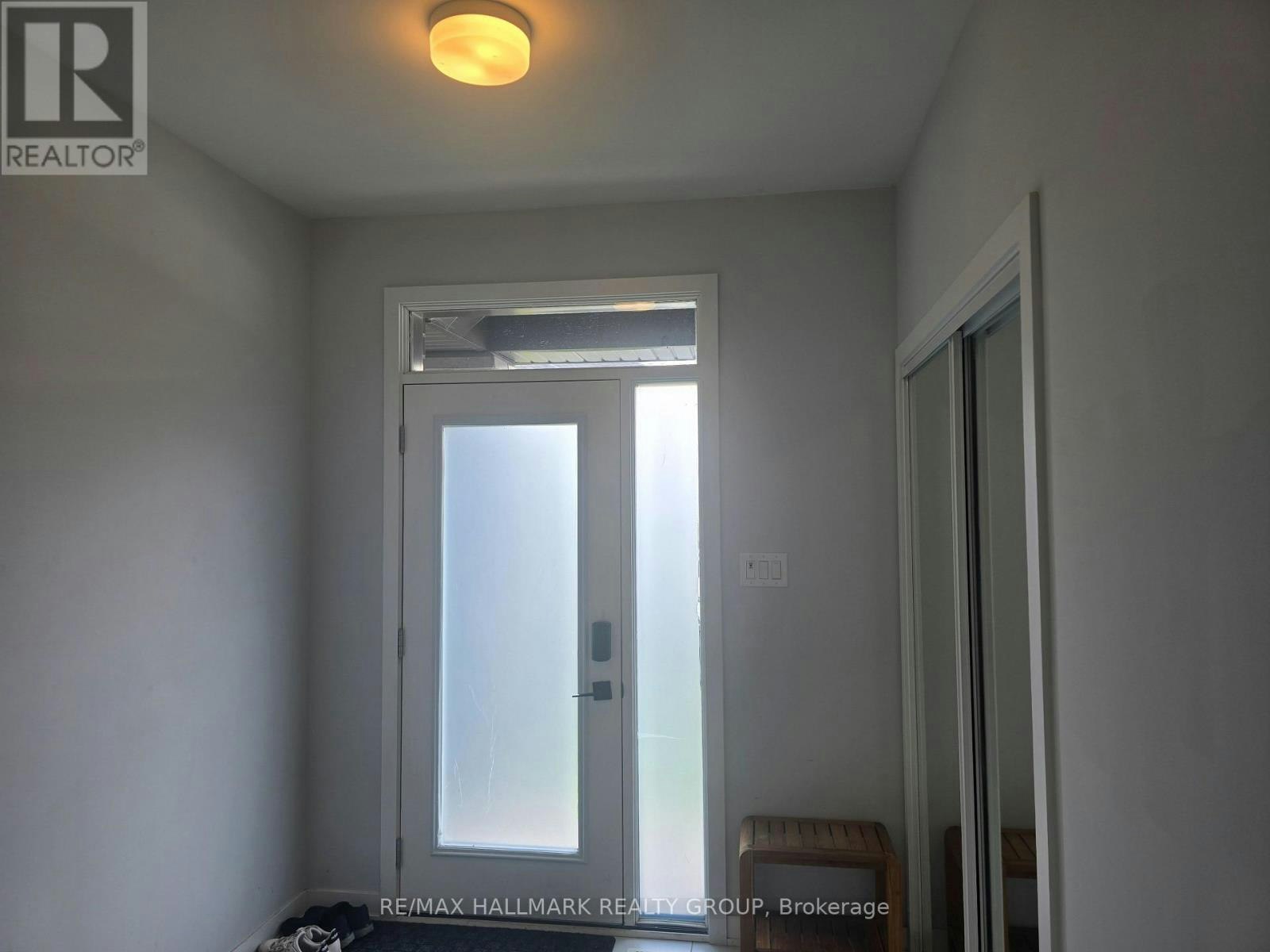 646 Fenwick Way, Manotick, ON, K2J 7E6 - 2