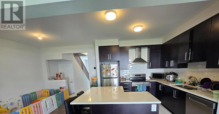 646 Fenwick Way, Manotick, ON, K2J 7E6 - 4