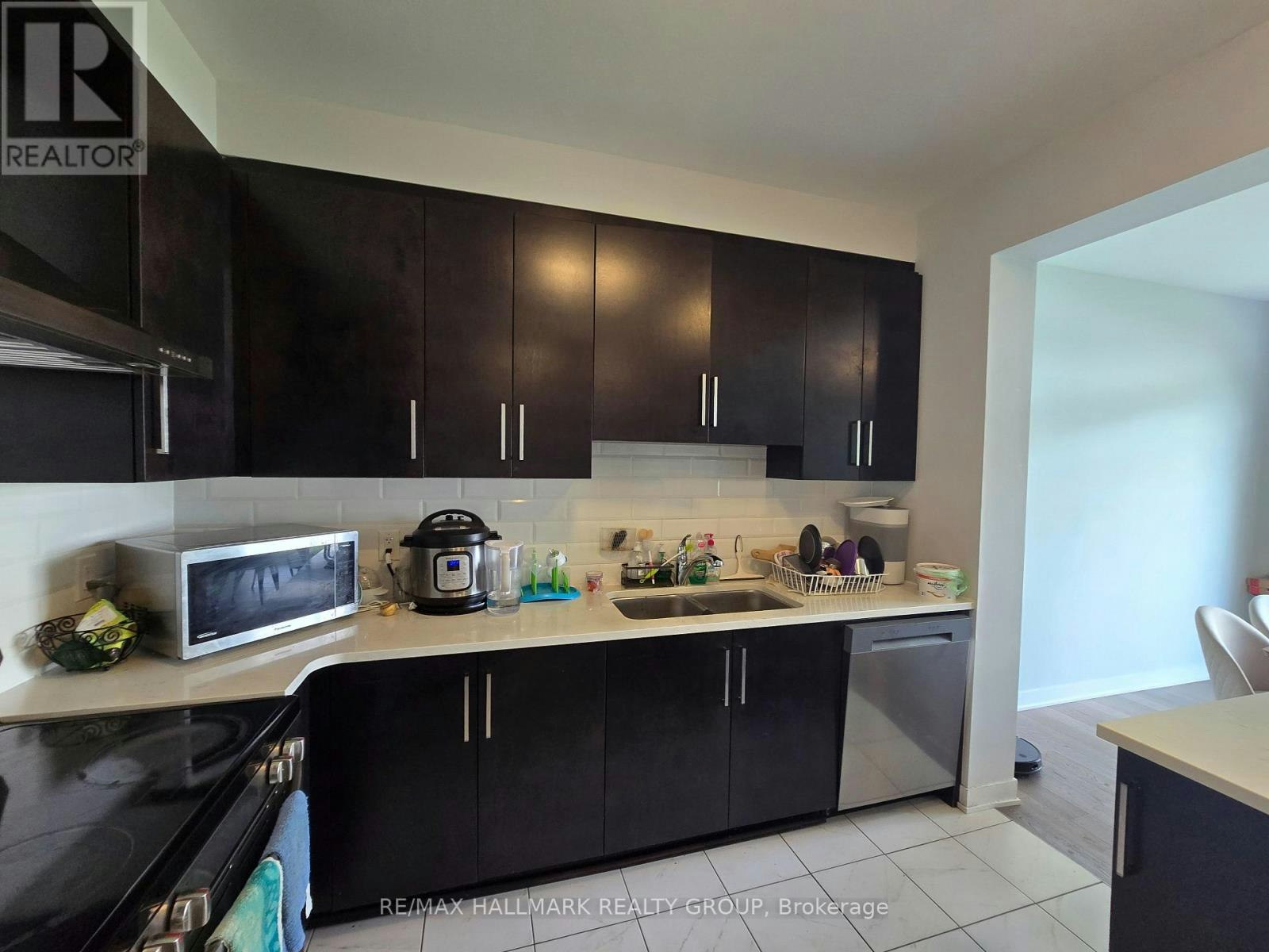 646 Fenwick Way, Manotick, ON, K2J 7E6 - 6