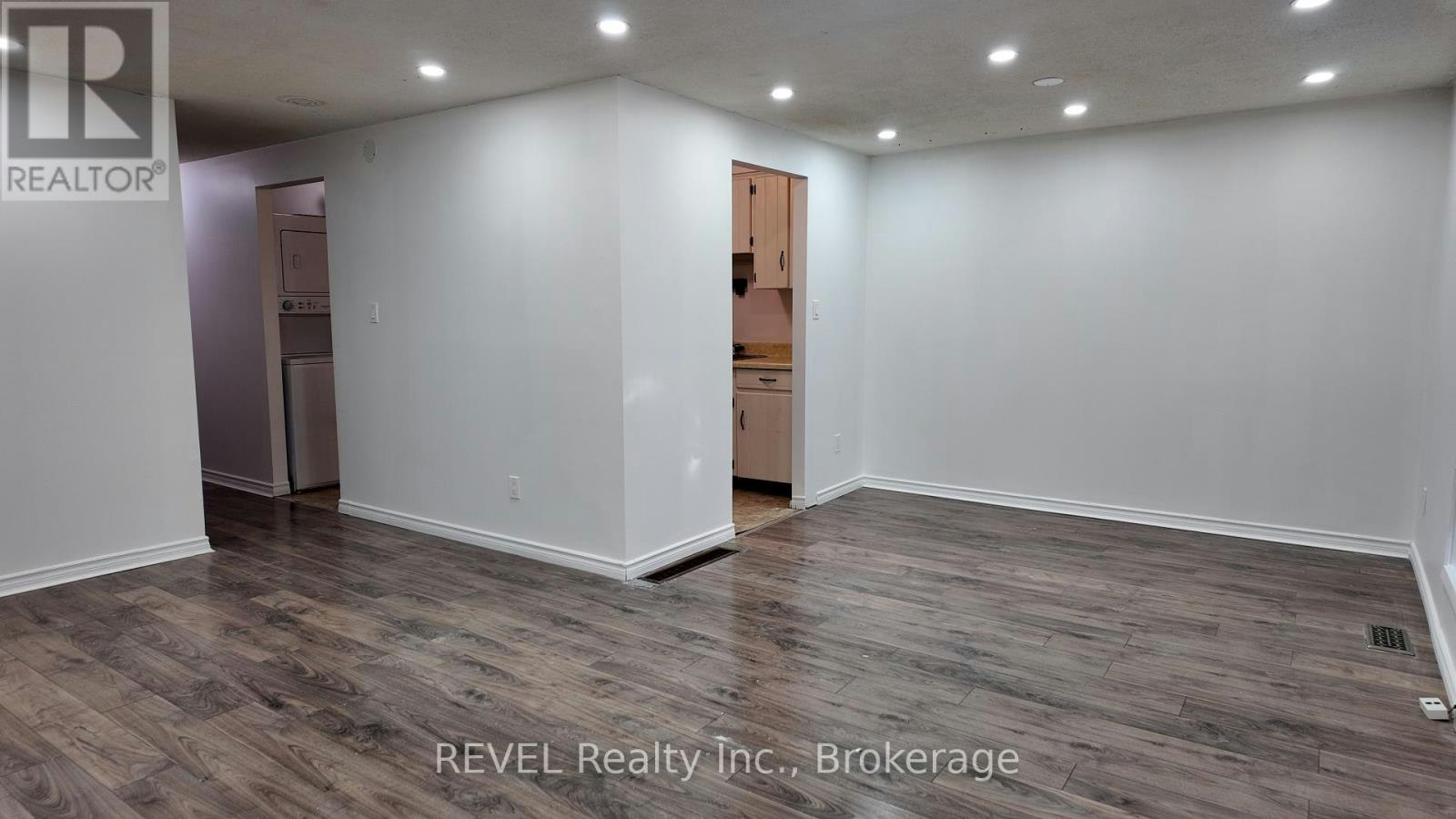 MAIN-62 Elma Street E, St. Catharines, ON, L2N 6Z7 - 7