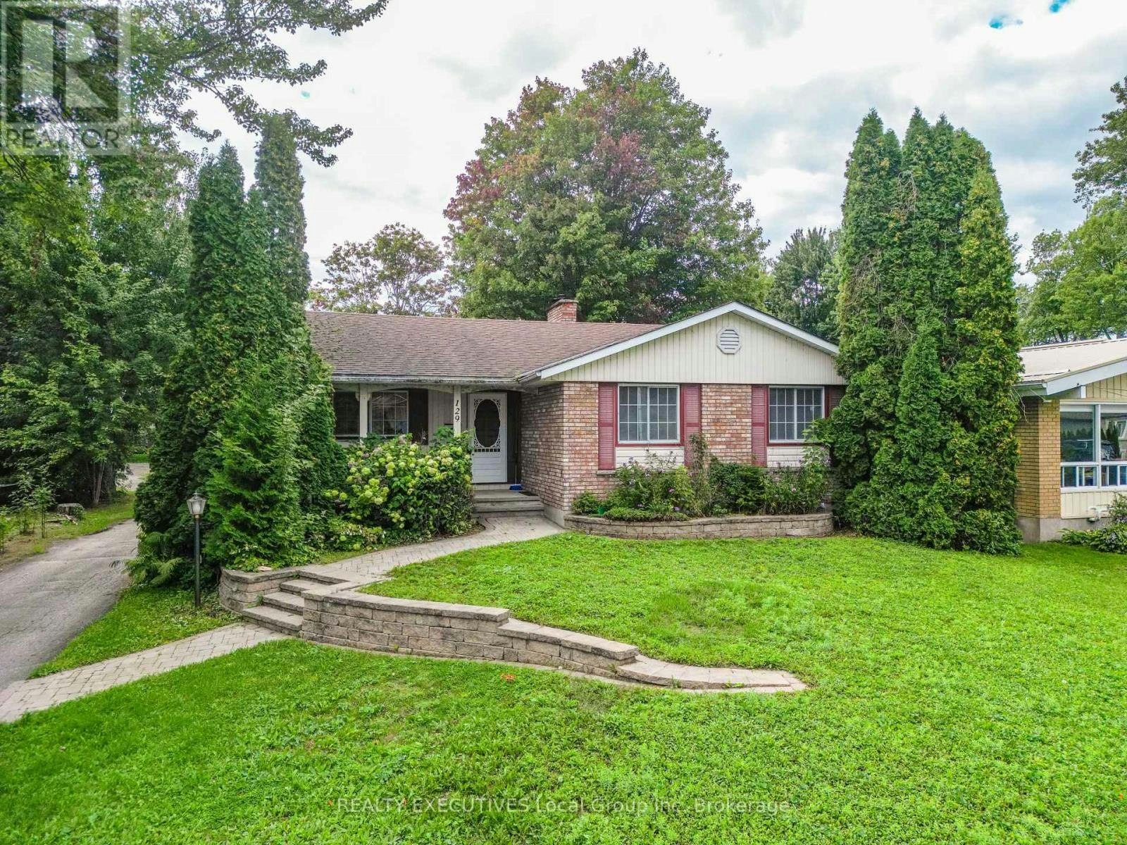 129 Campbell Avenue, North Bay, ON, P1A 1W1