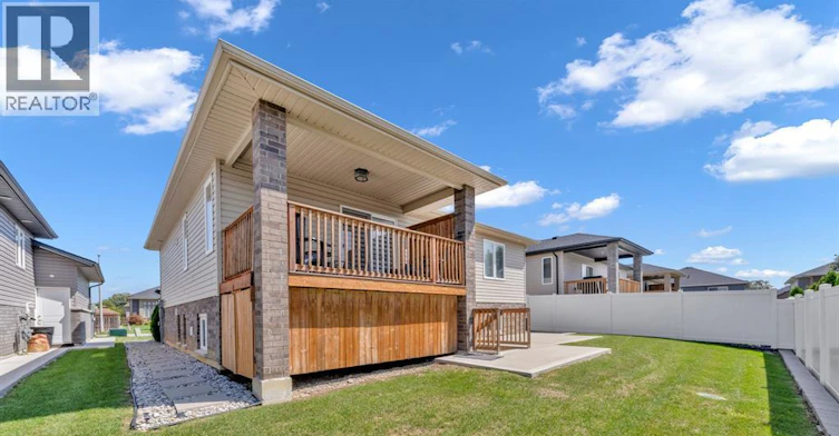 304 Sweetman Avenue, Essex, ON, N8M 2Z5 - 9