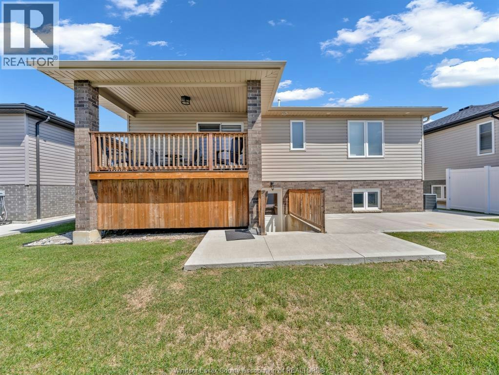 304 Sweetman Avenue, Essex, ON, N8M 2Z5 - 8