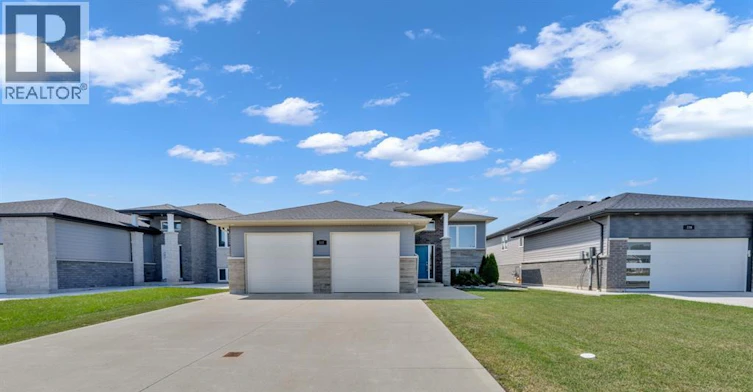 304 Sweetman Avenue, Essex, ON, N8M 2Z5 - 3