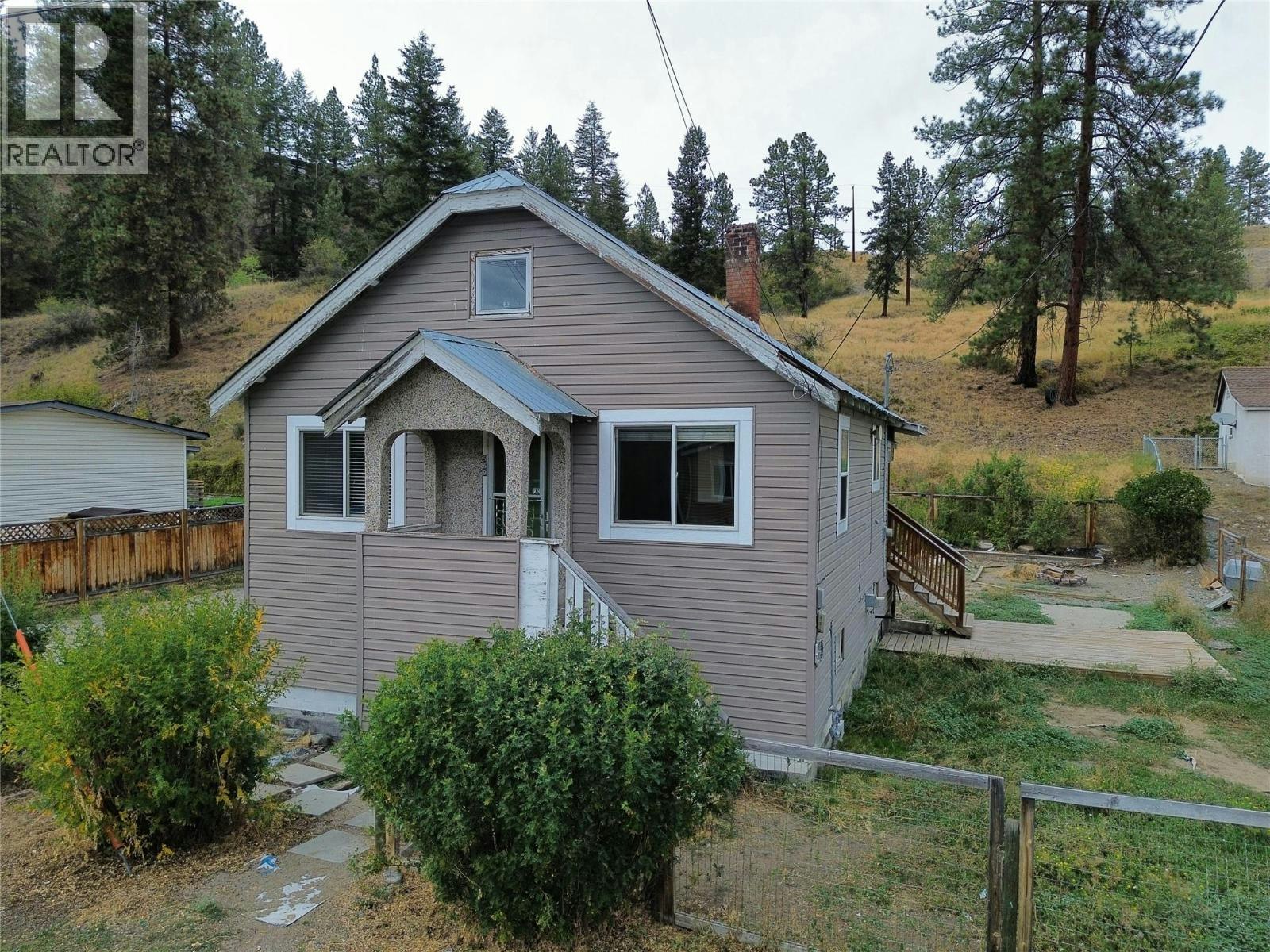 569 Auburn Crescent, Princeton, BC, V0X 1W0