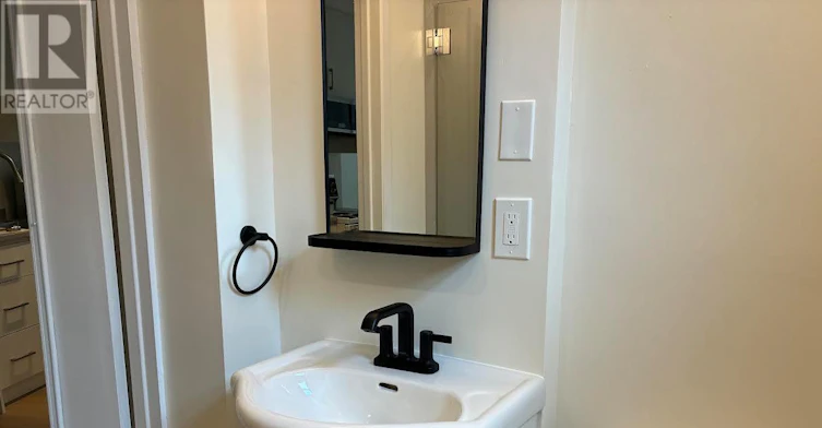 2-2525 Yonge Street, Toronto, ON, M4P 2H9 - 6