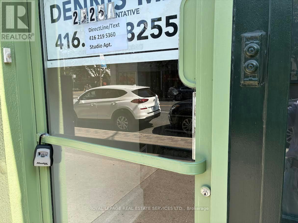 2-2525 Yonge Street, Toronto, ON, M4P 2H9 - 2