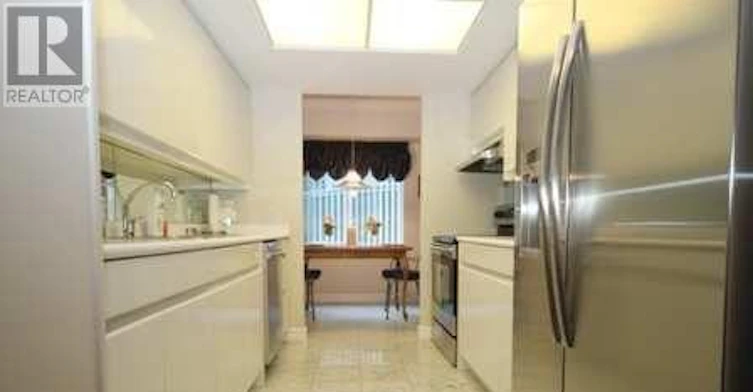 1303-33 University Avenue, Toronto, ON, M5J 2S7 - 18
