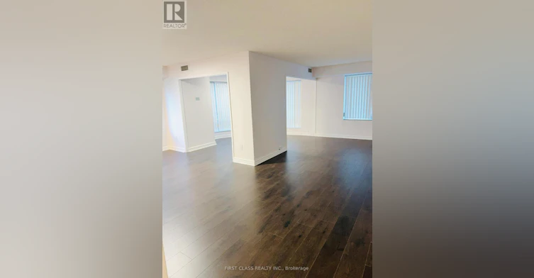1303-33 University Avenue, Toronto, ON, M5J 2S7 - 2