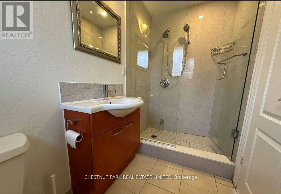 184 Burbank Drive, Toronto, ON, M2K 1P4 - 18