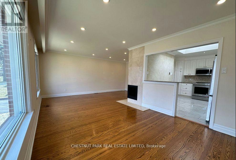 184 Burbank Drive, Toronto, ON, M2K 1P4 - 12