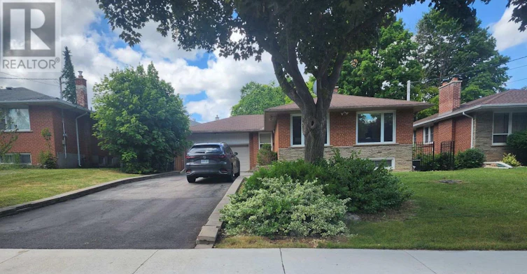 184 Burbank Drive, Toronto, ON, M2K 1P4
