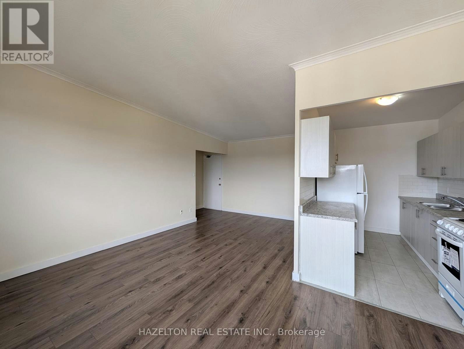 707-57 Parkwoods Village Drive, Toronto, ON, M3A 2X3 - 4