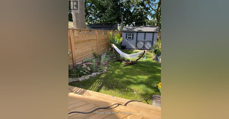 74 Oak Park Avenue, Toronto, ON, M4C 4M3 - 21