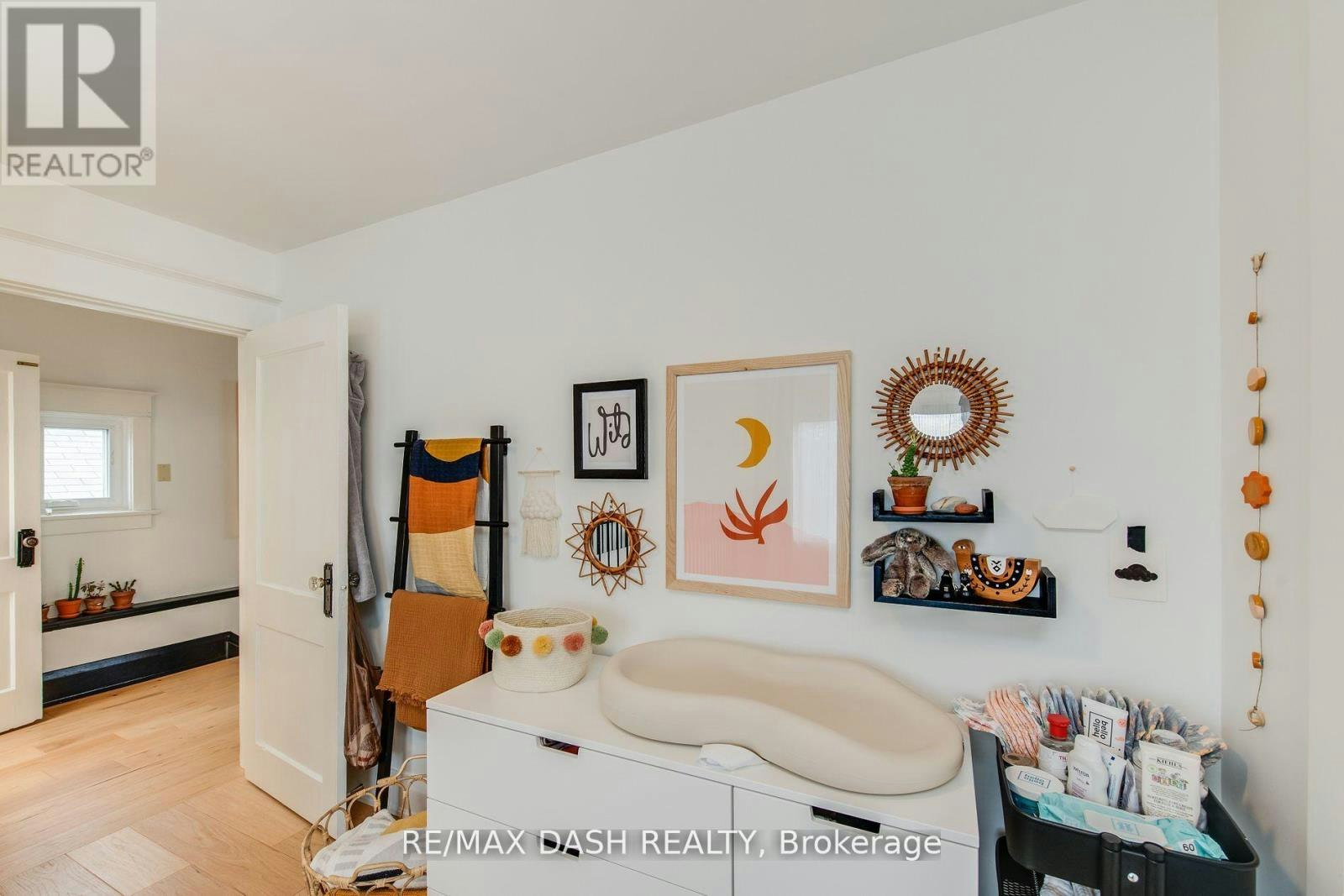 74 Oak Park Avenue, Toronto, ON, M4C 4M3 - 15