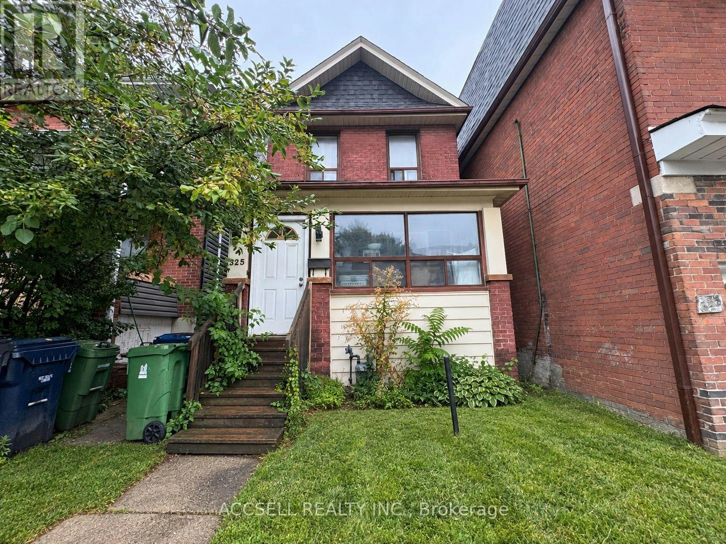 325 Greenwood Avenue, Toronto, ON, M4L 2R6