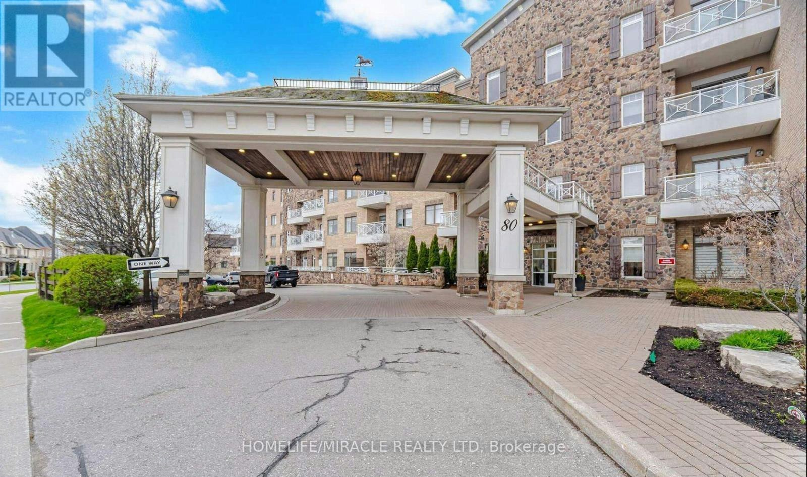 425-80 Burns Boulevard, King, ON, L7B 0B3