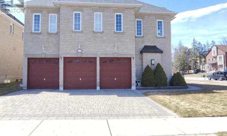 67 Chantilly Crescent