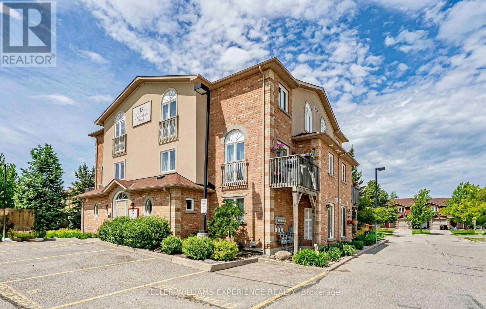 8-15 Cheltenham Road, Barrie, ON, L4M 0E7