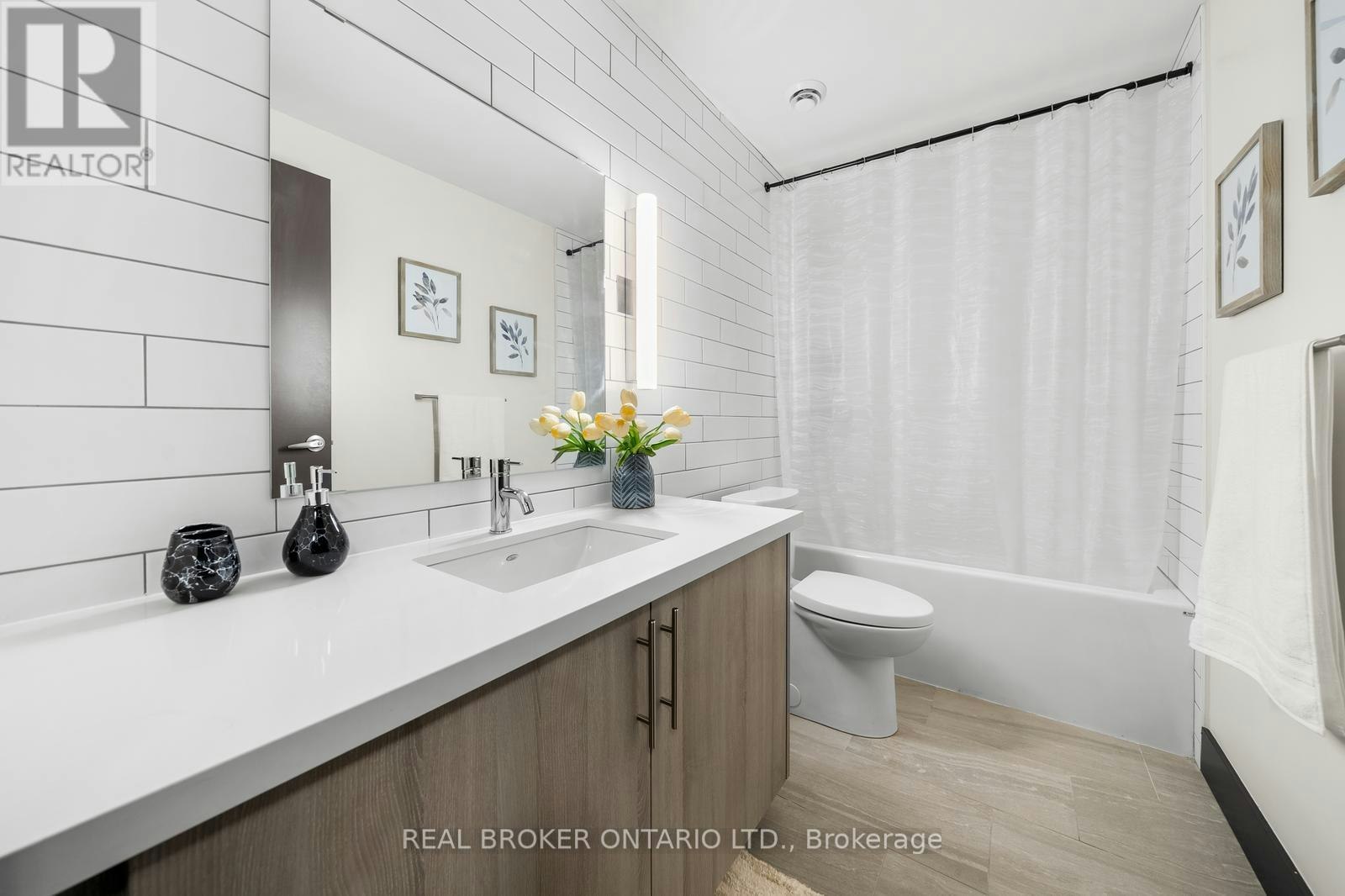 206-121 King St Street E, Hamilton, ON, L8N 1A9 - 16