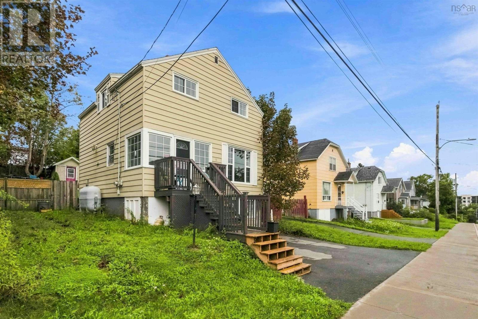 55 Coronation Avenue, Halifax, NS, B3N 2M5