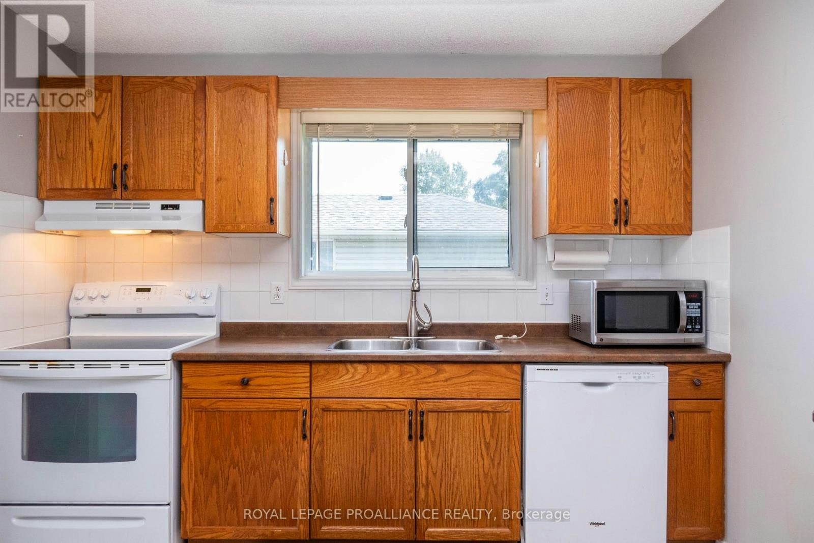 11 Carrying Place Road, Quinte West, ON, K8V 3E6 - 14