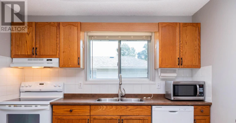 11 Carrying Place Road, Quinte West, ON, K8V 3E6 - 14