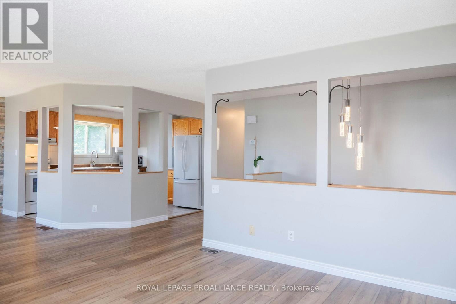 11 Carrying Place Road, Quinte West, ON, K8V 3E6 - 10