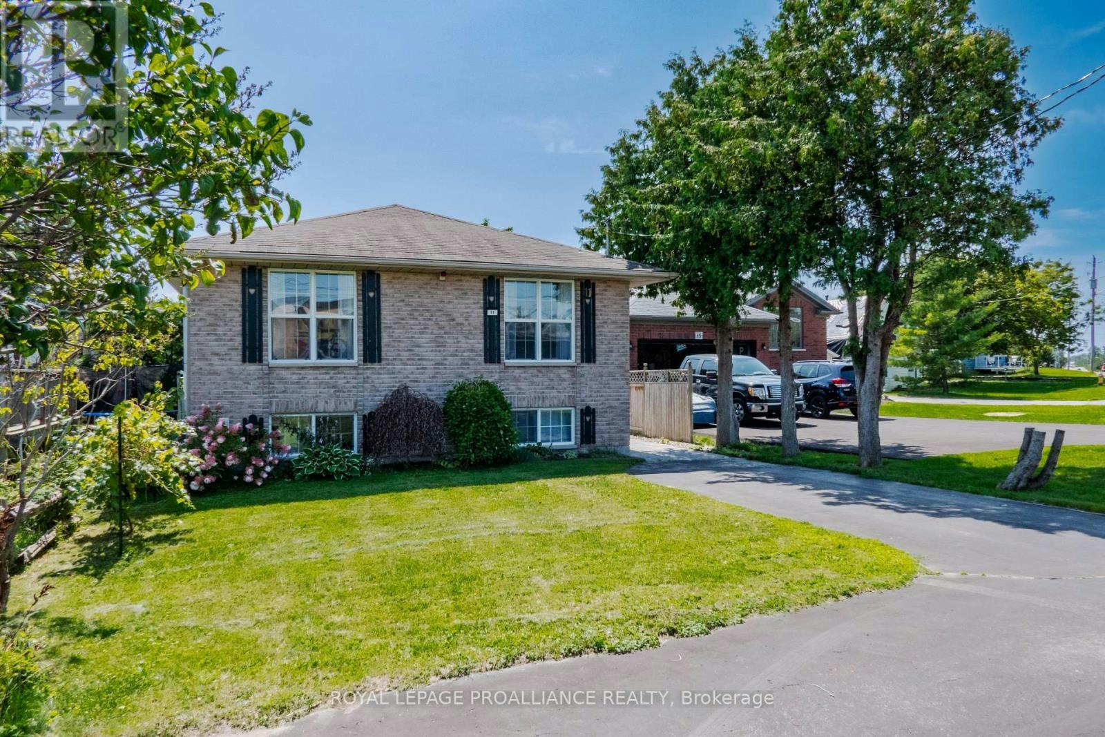 11 Carrying Place Road, Quinte West, ON, K8V 3E6 - 2