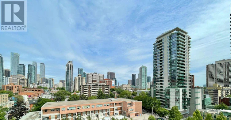 1517-85 Wood Street, Toronto, ON, M4Y 0E8 - 2