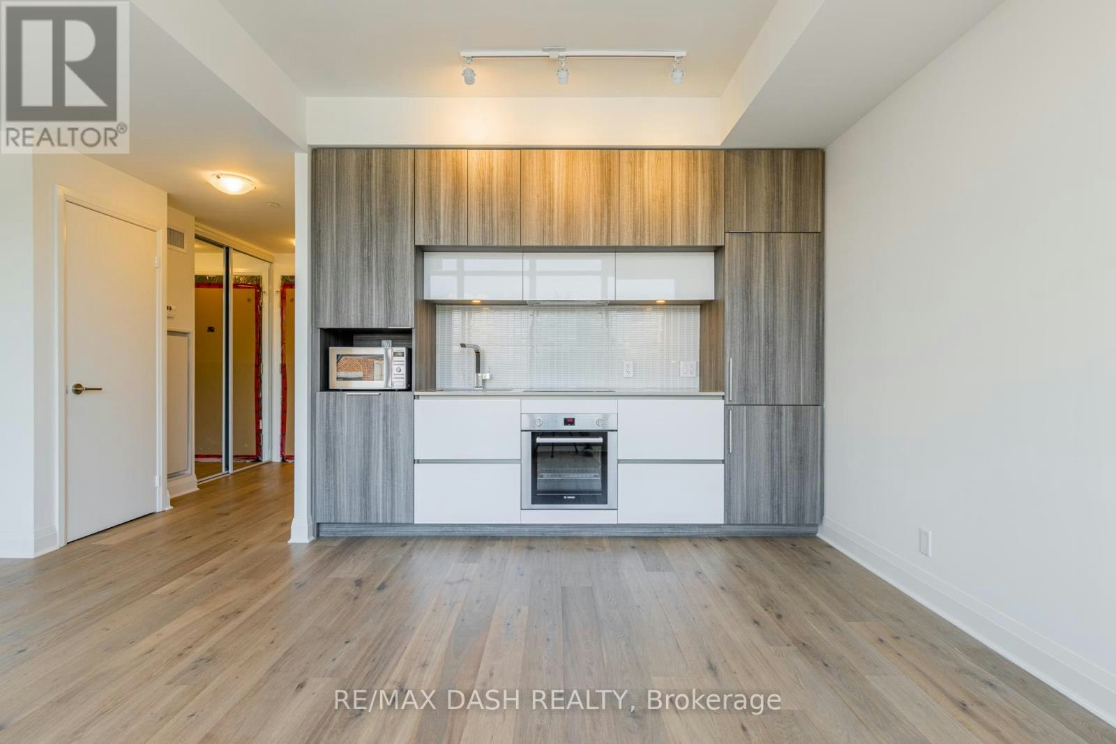 310-151 Avenue Road, Toronto, ON, M5R 2H7 - 18