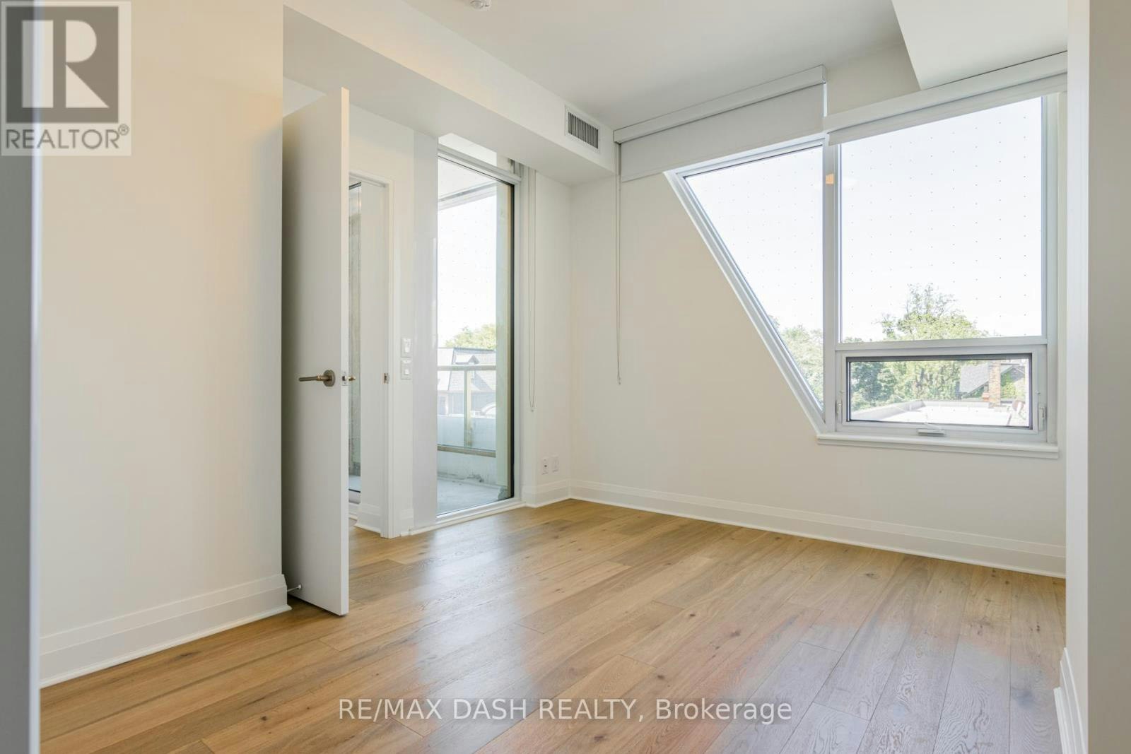 310-151 Avenue Road, Toronto, ON, M5R 2H7 - 22