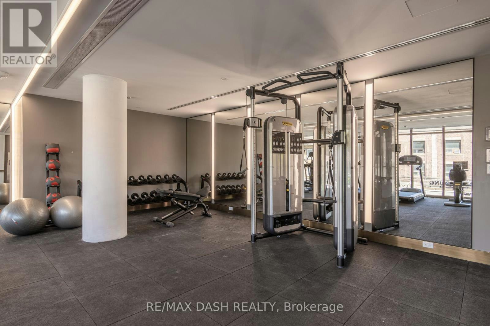 310-151 Avenue Road, Toronto, ON, M5R 2H7 - 12
