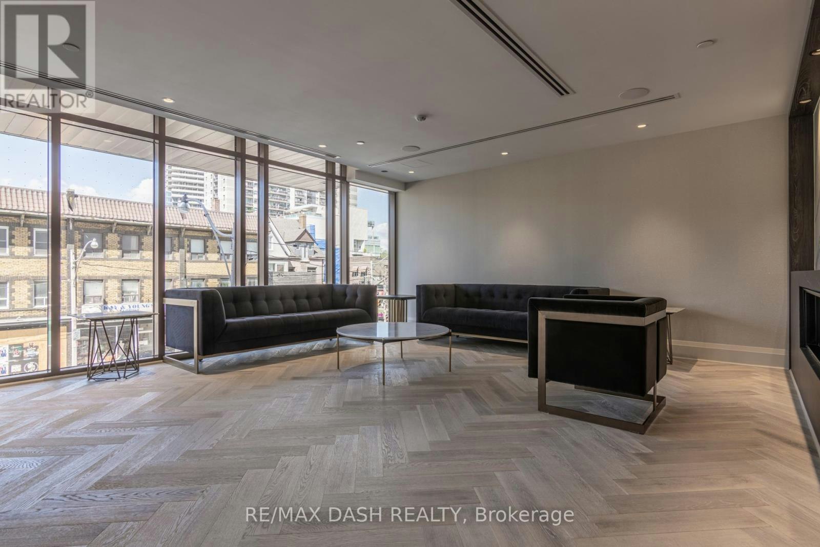 310-151 Avenue Road, Toronto, ON, M5R 2H7 - 10